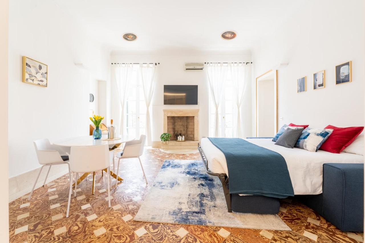 Corso Cavour Luxury Apartment ヴェローナ エクステリア 写真