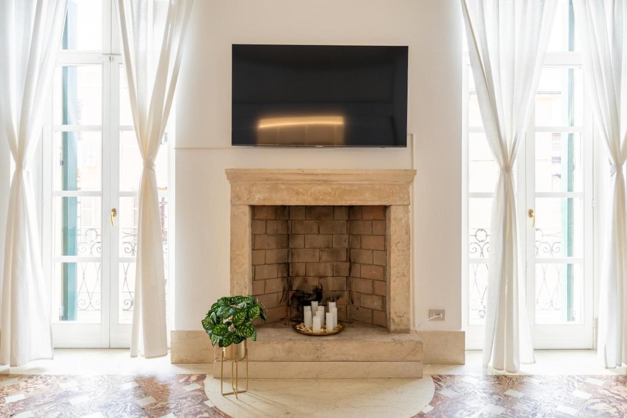 Corso Cavour Luxury Apartment ヴェローナ エクステリア 写真