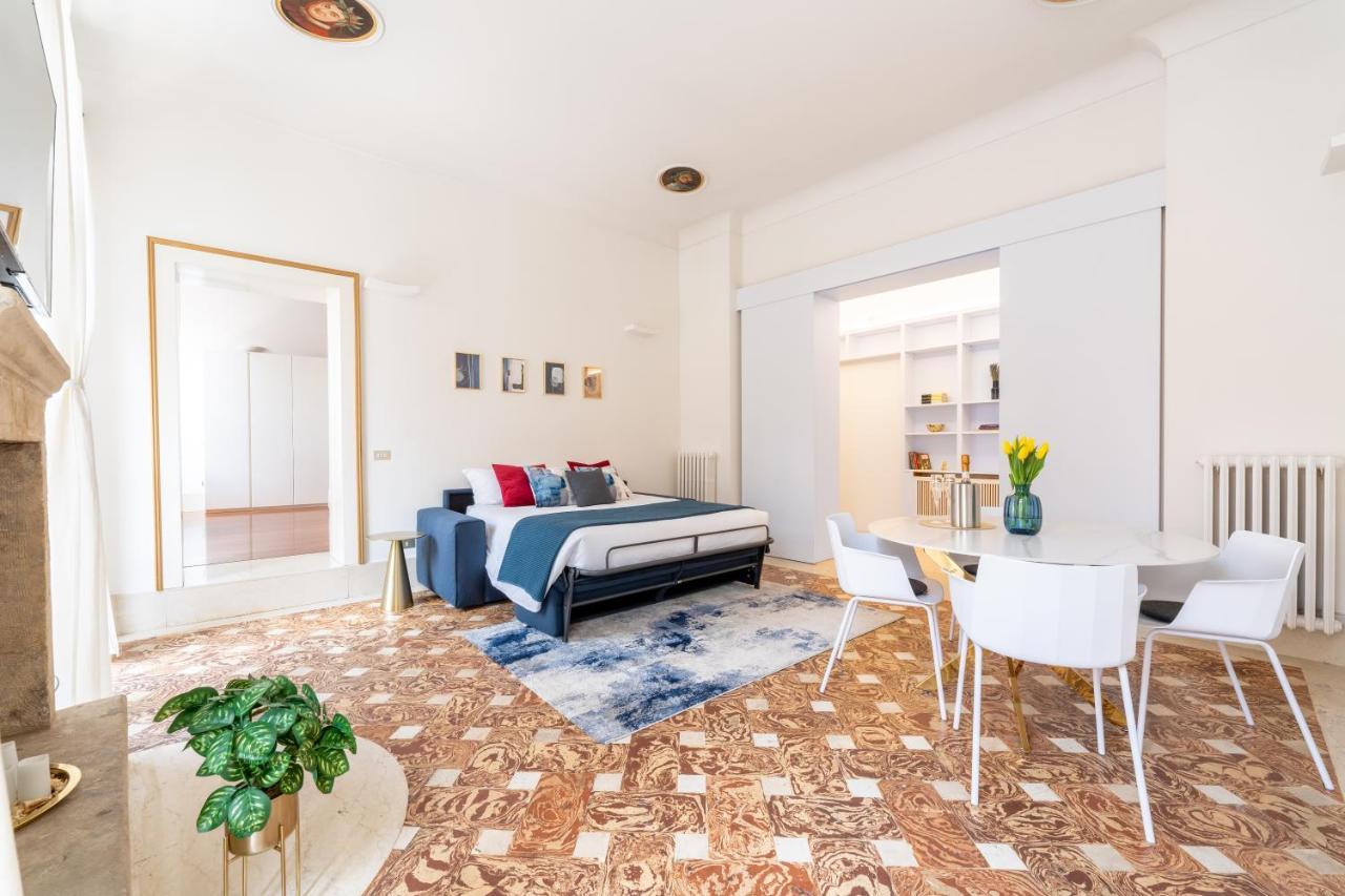 Corso Cavour Luxury Apartment ヴェローナ エクステリア 写真