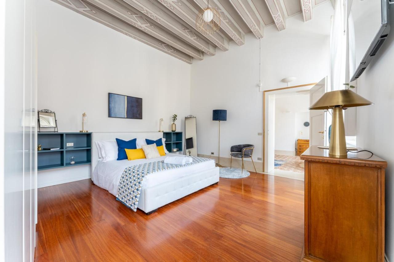 Corso Cavour Luxury Apartment ヴェローナ エクステリア 写真