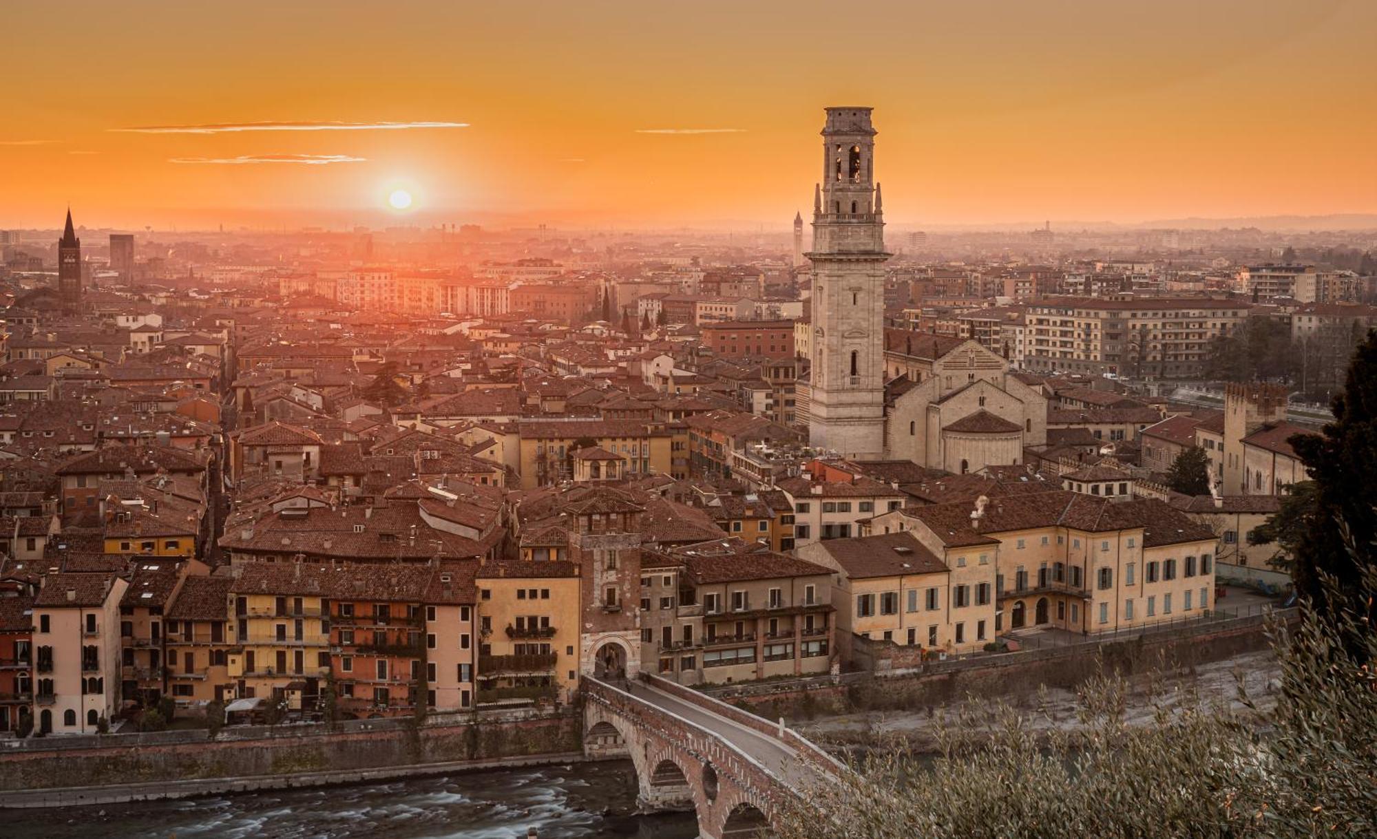 Corso Cavour Luxury Apartment ヴェローナ エクステリア 写真